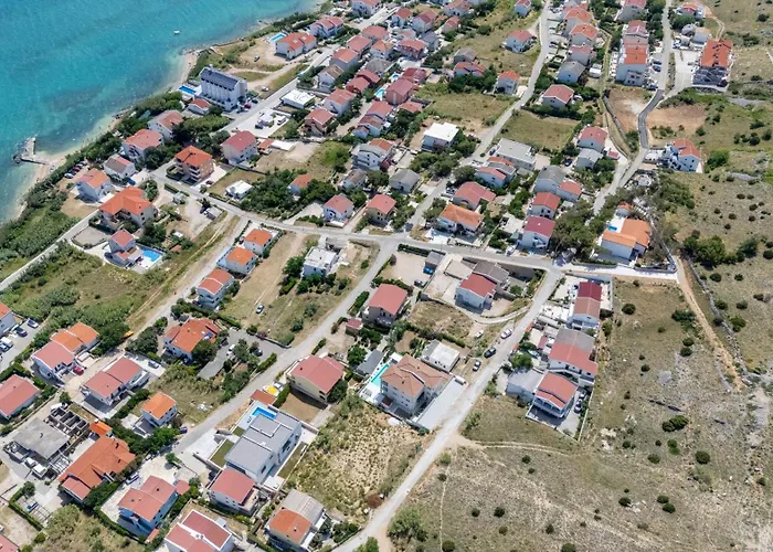 Sol In Sonce Pag Town