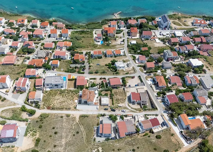 Sol In Sonce * Pag Town